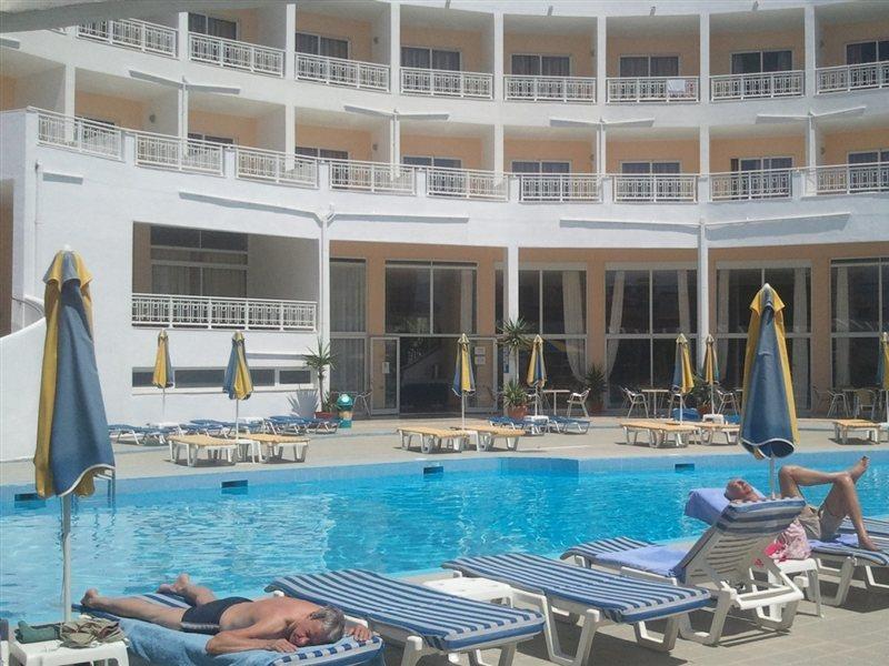 Kris Mari Hotel Kardamena  Екстериор снимка